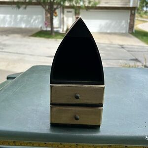 Boat shape nick back